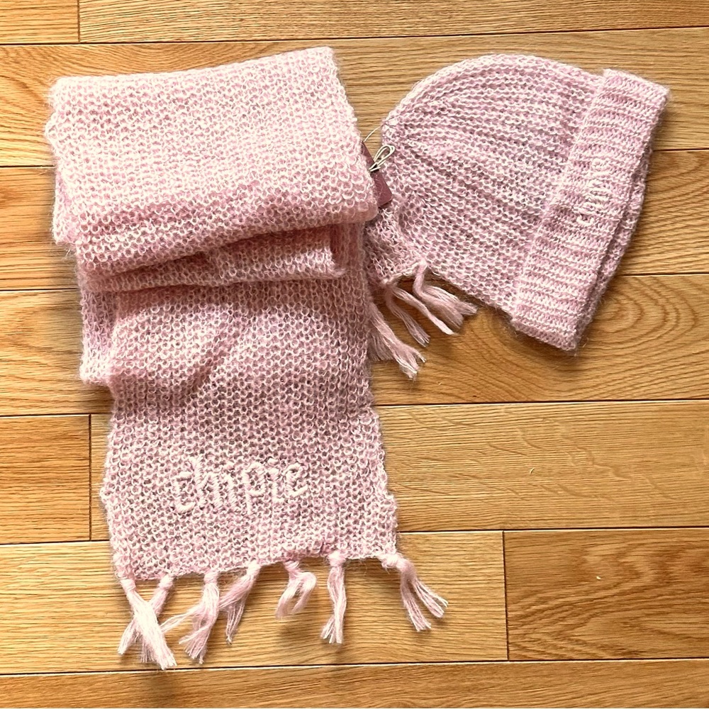 NWT Euro Chipie hat/scarf set